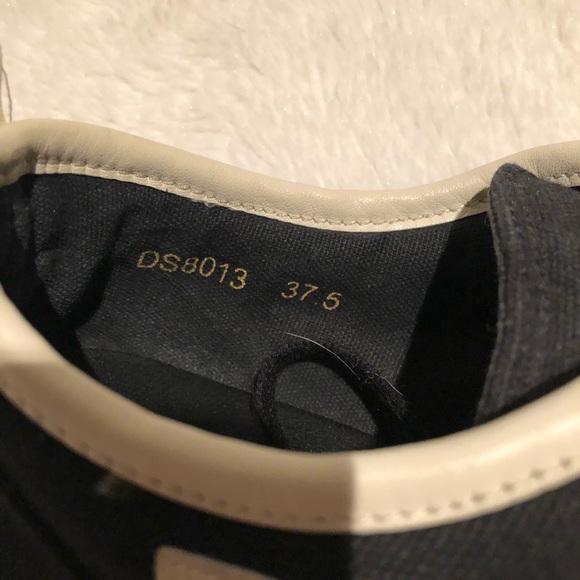 Dolce and Gabbana sneakers great condition - Picture 4 of 4